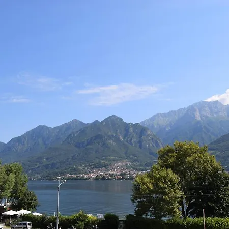 Fiordaliso Bellagio Wild Flowers - Hot Tub * Onno