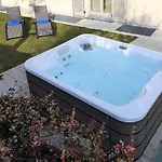 Σπίτι διακοπών Fiordaliso Bellagio Wild Flowers - Hot Tub